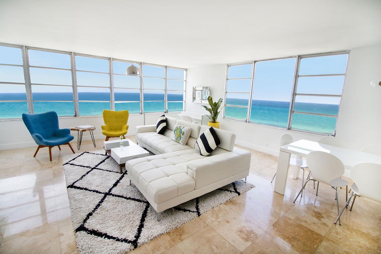 Suite Principal Esquinera de 2 dormitorios con 2 baños, cocina y vistas al océano
