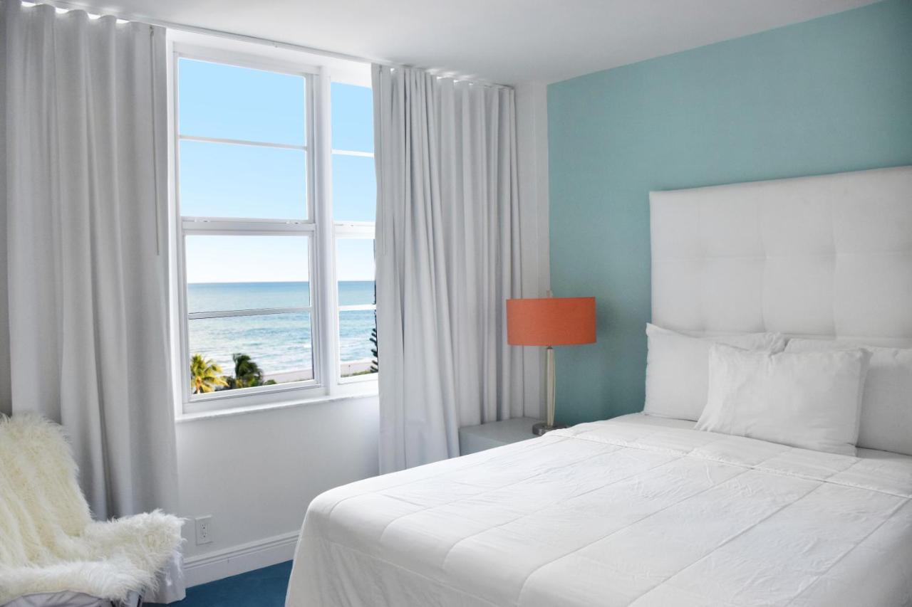 Suite Deluxe de 1 dormitorio con 1 baño, aseo, cocina y vistas al océano
